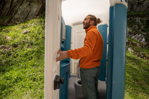 Portable Toilet Options We Offer in Pistakee Highlands, IL